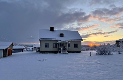 Glommerstrask House | Enjoy Swedish Lapland in Glommersträsk