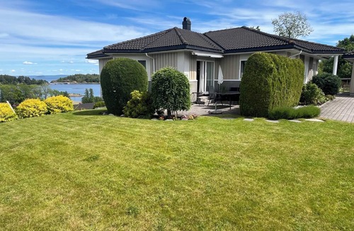 Horten House | Escape the Heat - Enjoy a Cool Summer by the Fjord in Norway!