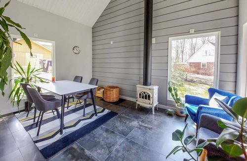 Hassleholm Municipality House | Escape your everyday life and relax in this pretty holiday home with garden.