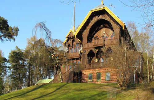 Solna Apartment | Exclusive 3- Bed Regal Apartment!