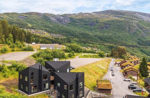 Skulestad Apartment | Exclusive Cabin - Ski in ski out!
