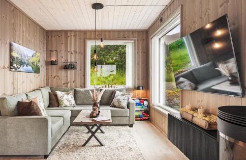 Skulestad Apartment | Exclusive Cabin - Ski in ski out!