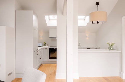 Frogner Apartment | Exclusive Frogner penthouse in historic building