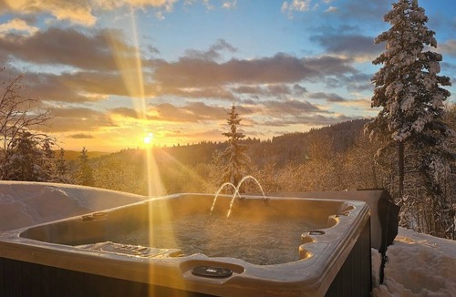 Nordre Land Ski Chalet | Exclusive holiday home with jacuzzi and pool table