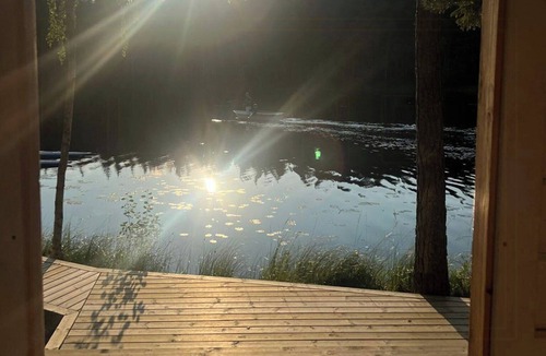 Gnesta Municipality House | Exclusive lakeside gem in idyllic Sörmland