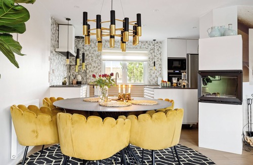 Sollentuna Villa | Exclusive villa with luxurious interior & private gym