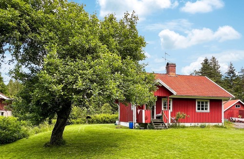 Gurserod House | Experience pure relaxation in this charming holiday home in Gurseröd.