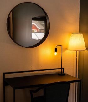 Dale i Sunnfjord Hotel | Fabel kafé og Motell