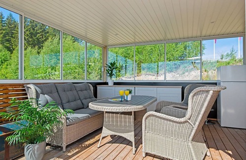 Gjovik Cabin | Fabulous 3-bedroom cabin with spectacular views of lake Mjøsa