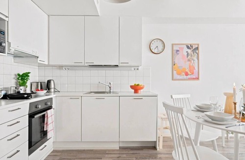 Hietalahti Apartment | Factory Loft | Historic Building | Kamppi | Bright