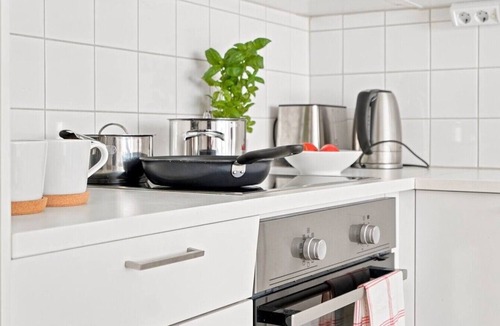 Hietalahti Apartment | Factory Loft | Historic Building | Kamppi | Bright