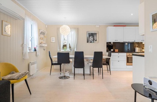Hurdal Municipality House | Fallhøgda · Panoramautsikt · Peis · 30 min OSL