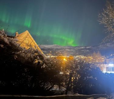 Arstad Apartment | Familievennlig leilighet nær sentrum
