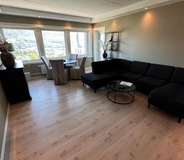 Arstad Apartment | Familievennlig leilighet nær sentrum