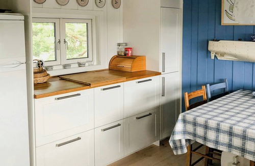 Larvik House | Family cabin by the sea with private pier