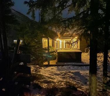 Svingvoll House | Family Cabin With Hot Tub At Skeikampen