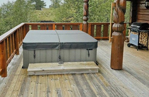 Engerdal House | Family cabin with views towards Solentoppene