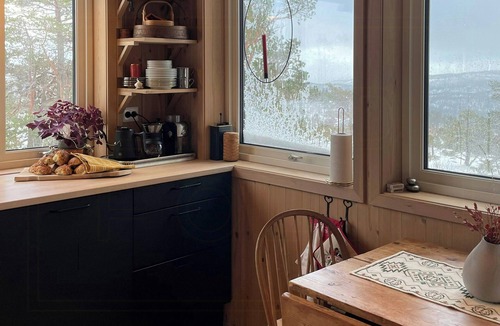 Øvre Ramse House | Family cabin with views in Hillestad