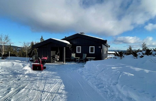 Sor-Aurdal House | Family cabin with views in Valdres