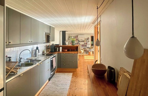 Sodersvik House | Family cottage with open plan in Norrtälje