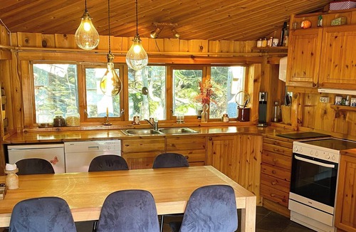 Sirdal House | Family-friendly cabin right by Fidjeland ski center