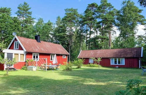 Heberg House | Family-friendly cottage near the sea in Ugglarp