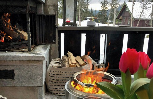 Fla Municipality House | Family-friendly mountain cabin at Haglebu