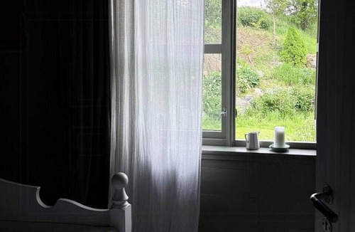 Finnoy House | Family home with fairytale garden in Talgje