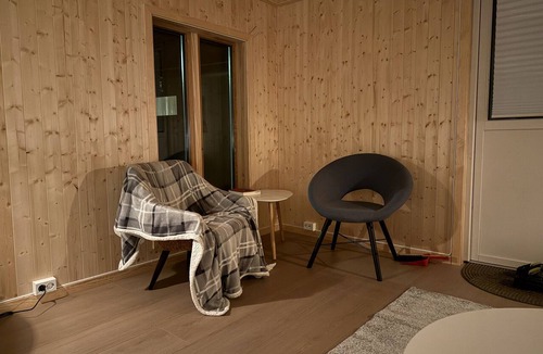 Torsken House | Fantastic house by the sea in Gryllefjord