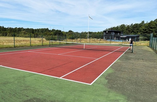 Byxelkrok House | Fantastic house with pool and tennis court near Byxelkrok | SE04053