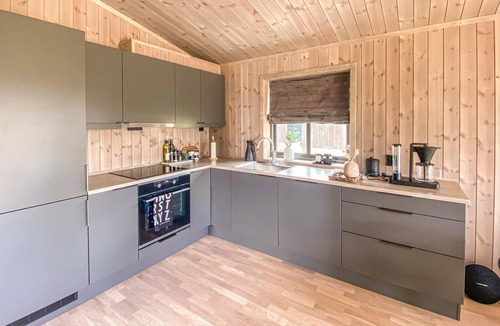 Svingvoll House | Fantastic vacation home in central location at Skeikampen.
