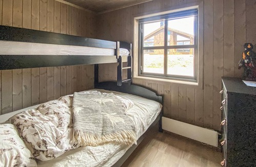 Svingvoll House | Fantastic vacation home in central location at Skeikampen.