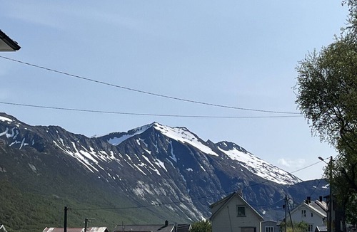 Torsken House | Fantastisk hus med sjøtomt i Gryllefjord
