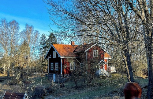 Hogsby House | Farm from the 1840s with bathing lake in Småland