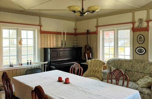 Steinkjer House | Farmhouse with wildlife close to Steinkjær