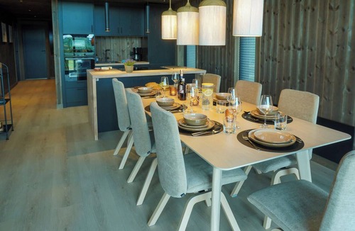 Nes Ski Chalet | Felsener Hytte - Luxury Cottage with hottub and sauna
