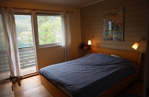 Herand House | Ferienhaus am Hardanger in Herand - ein Motorboot Inklusive, 50 PS Boot Mietbar!