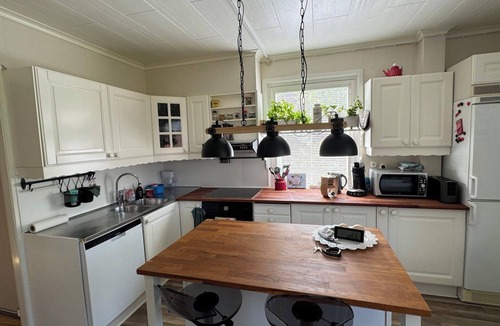 Jarnforsen House | Ferienhaus Emil hemma – Holiday Home with Fenced Garden in Järnforsen