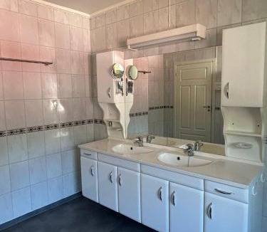 Torsken House | FERRYtale, cozy, spacious house on Senja