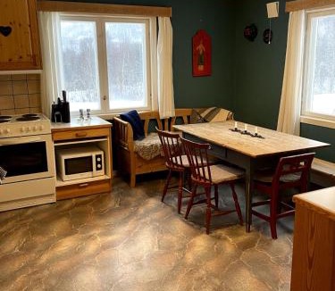 Hemsedal Ski Chalet | Feten venner- og familiehytte med badstue