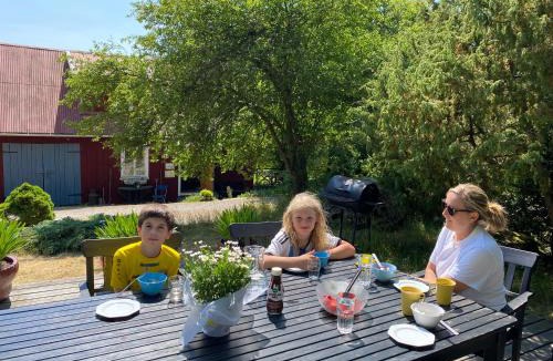 Gallinge Bed & Breakfast | Finas Torpgård B&K
