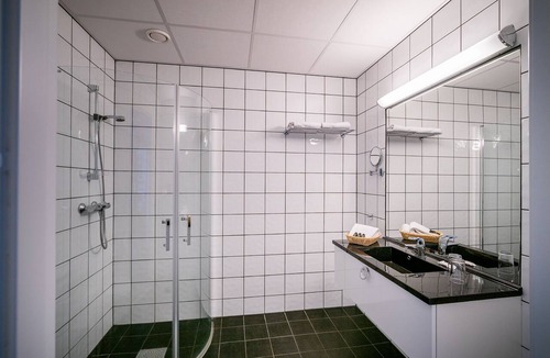 Finnoy Hotel | Finnøy Bryggehotell - By Classic Norway Hotels
