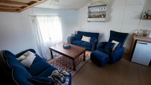 Ballstad Hotel | Fisherman's cabin, Lofoten - 11 Johnbua