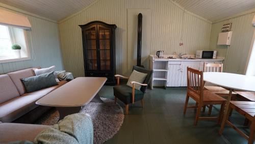 Ballstad House | Fisherman's cabin, Lofoten - 26 Ivarbua