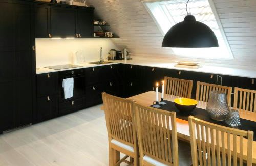 Bomlo House | Fishermen's Cabin With Sea View