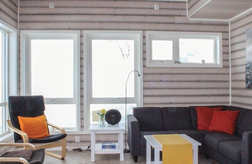 Brekke House | Five-Bedroom Holiday Home In Matre