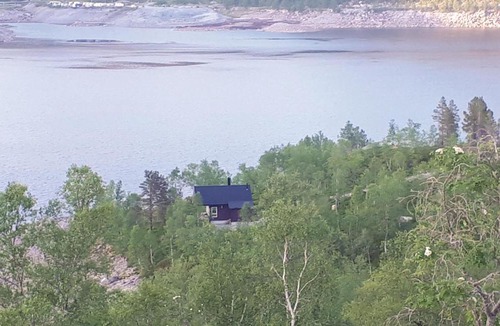 Brekke House | Five-Bedroom Holiday Home In Matre