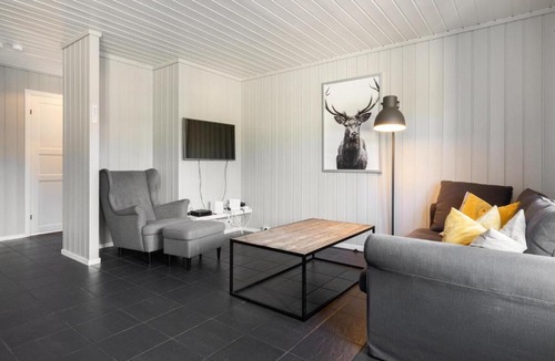 Loten Municipality House | Fjell & Ski · 2 sov · Elbillader · 60 min OSL