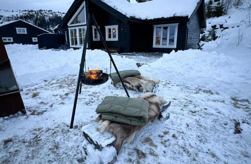 Tørdal House | Fjellhytte Med Badstue Og Utsikt I Gautefall