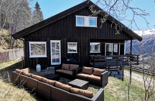 Sønstebø House | Fjellskue Panorama 1474: Spacious cabin in Uvdal